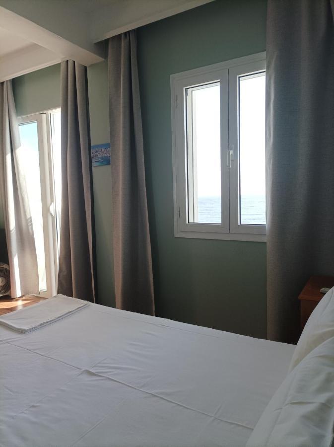 Beachfront Apartment Rethimno Eksteriør billede